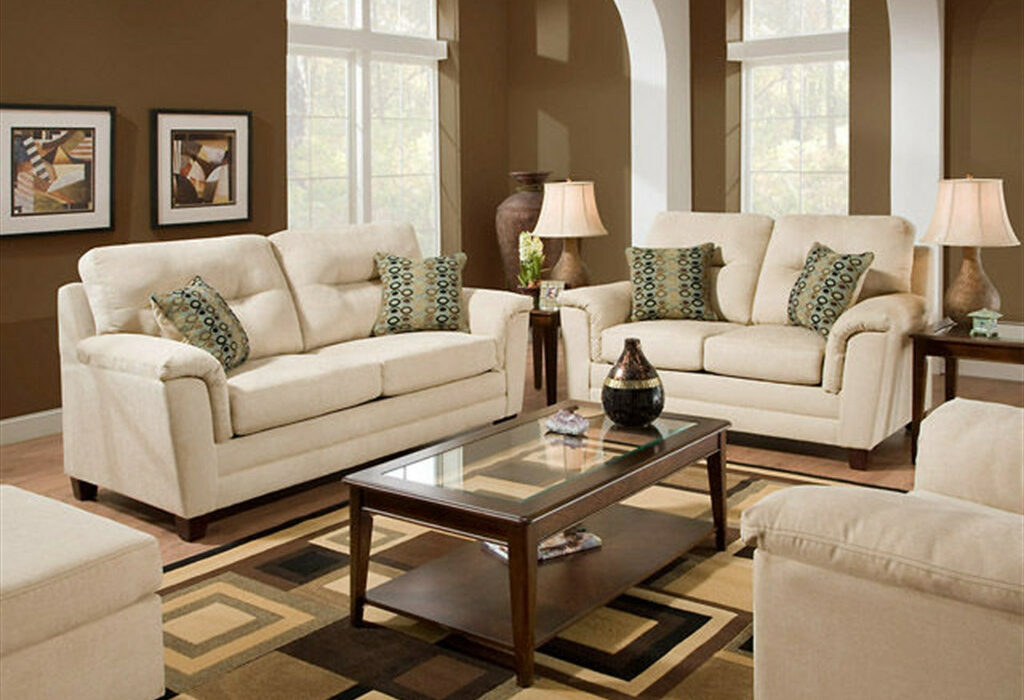 How Can You Decorate a Cheap Living Room?